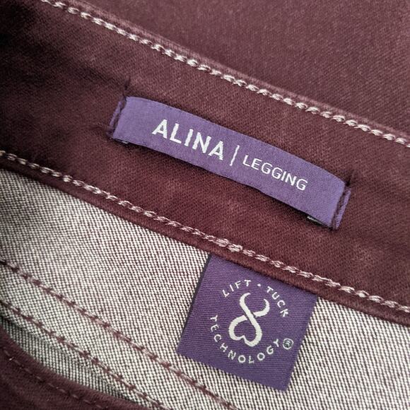 NYDJ Alina Leggings with Tuck Technology S… - Picture 7 of 10